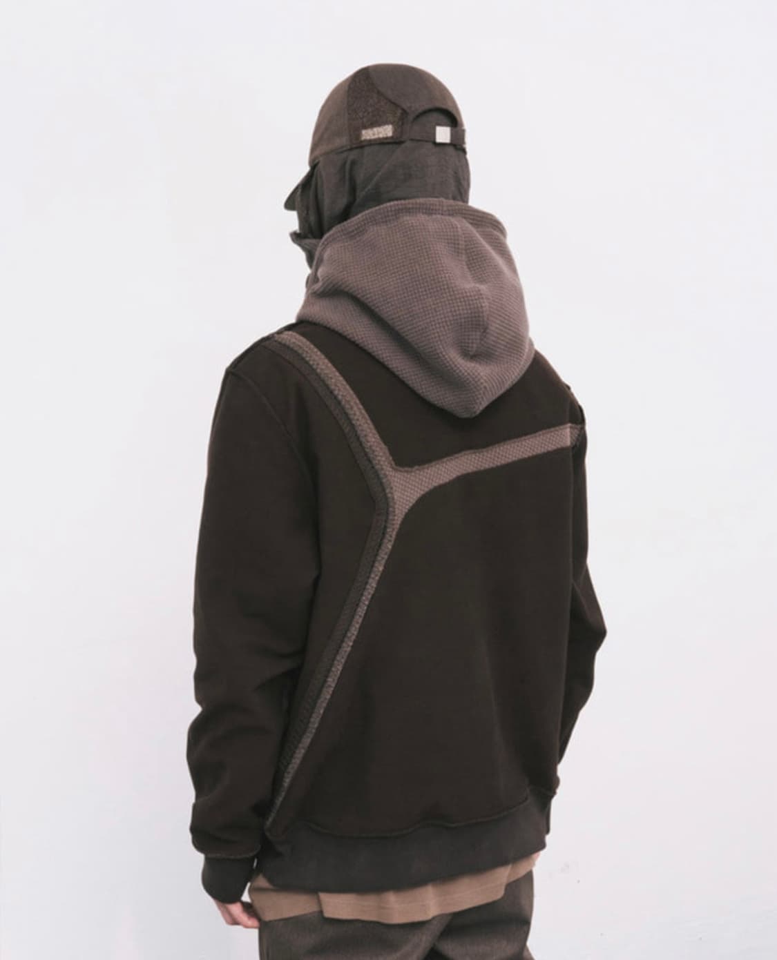 엑슬림 에피소드 시놉시스 3 후드 브라운 (1사이즈) 상품이미지10