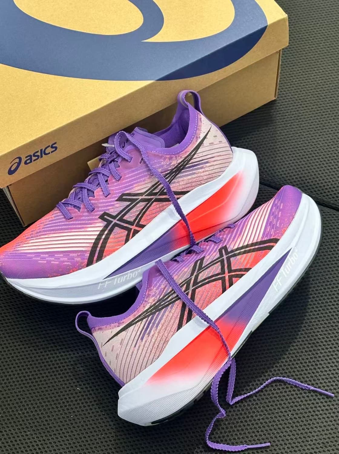 아식스 메가블라스트 블랙 핑크 상품이미지1