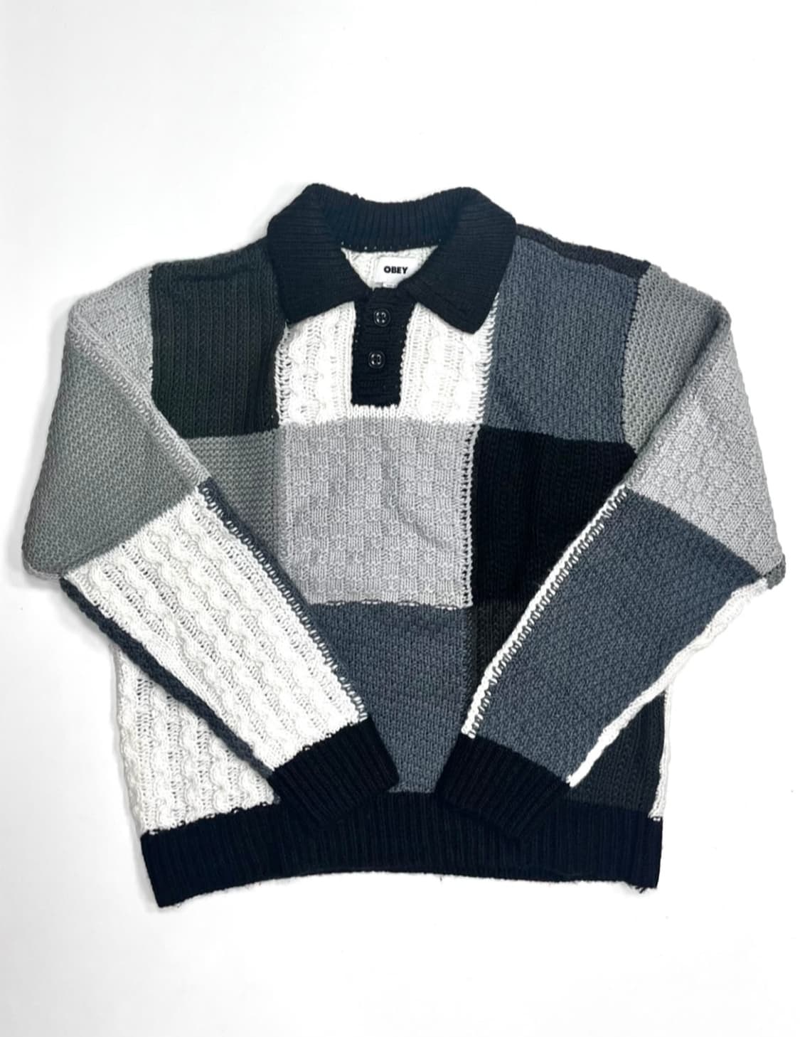 오베이 패턴 니트 상품이미지1