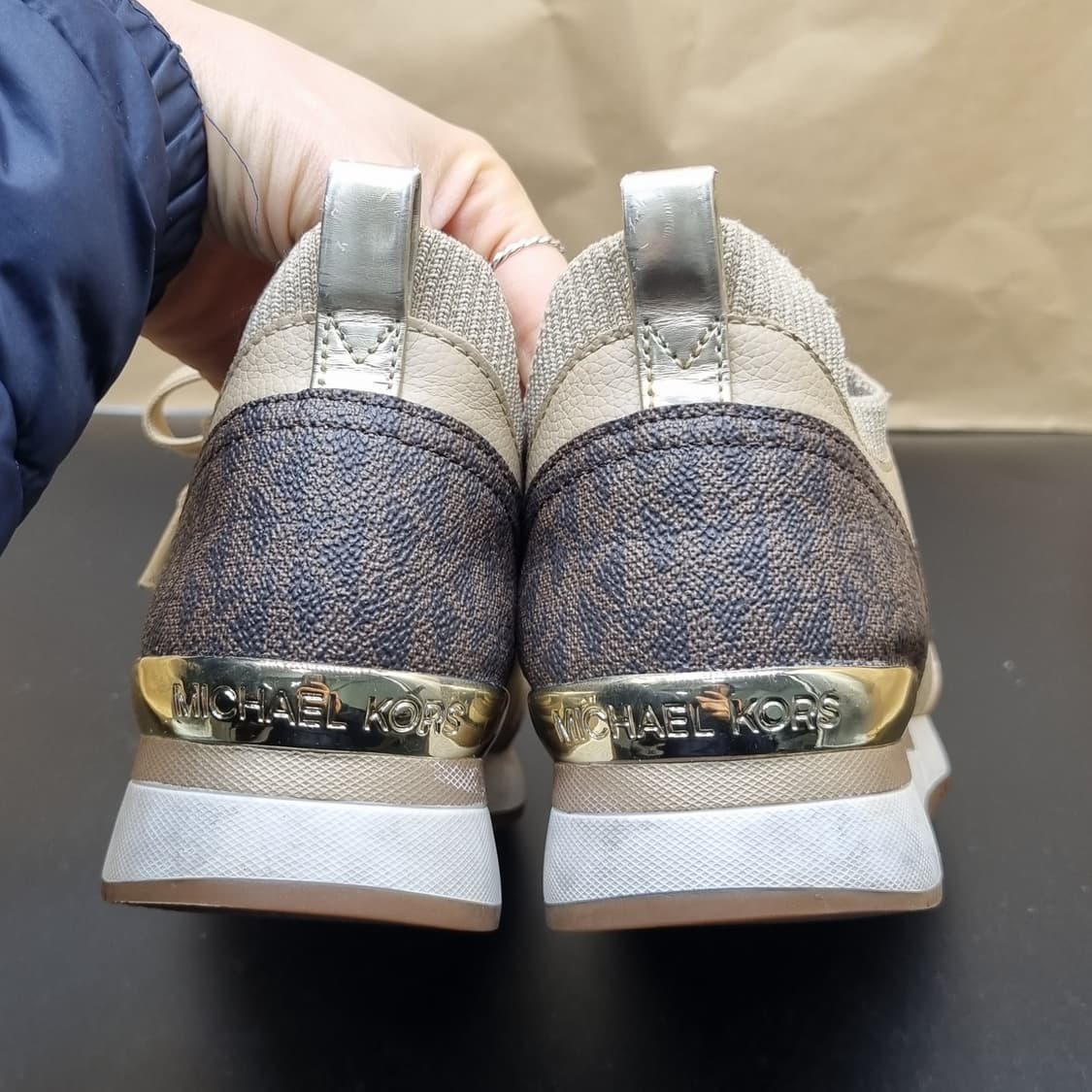 마이클코어스 여성스니커즈 245 상품이미지5