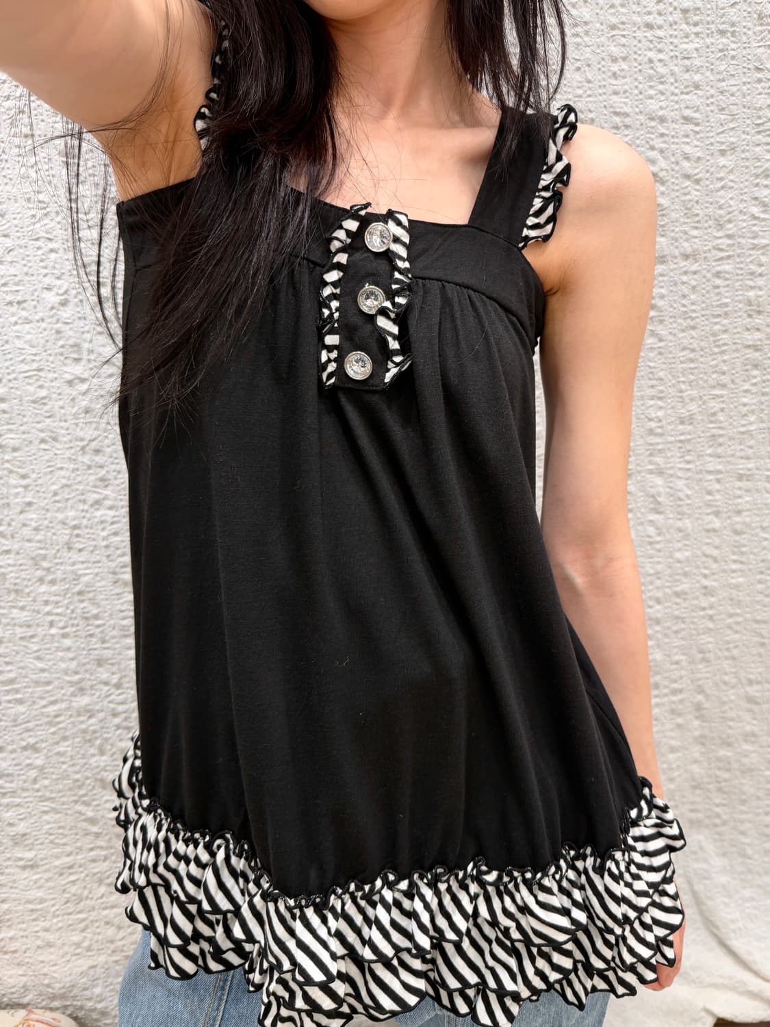 Black&white frill sleeveless 상품이미지1