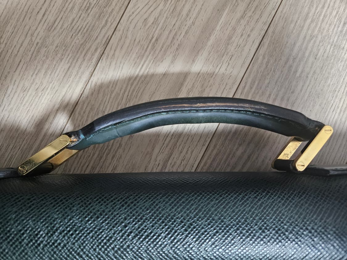 루이비통 타이가 모스코바 서류가방 상품이미지3