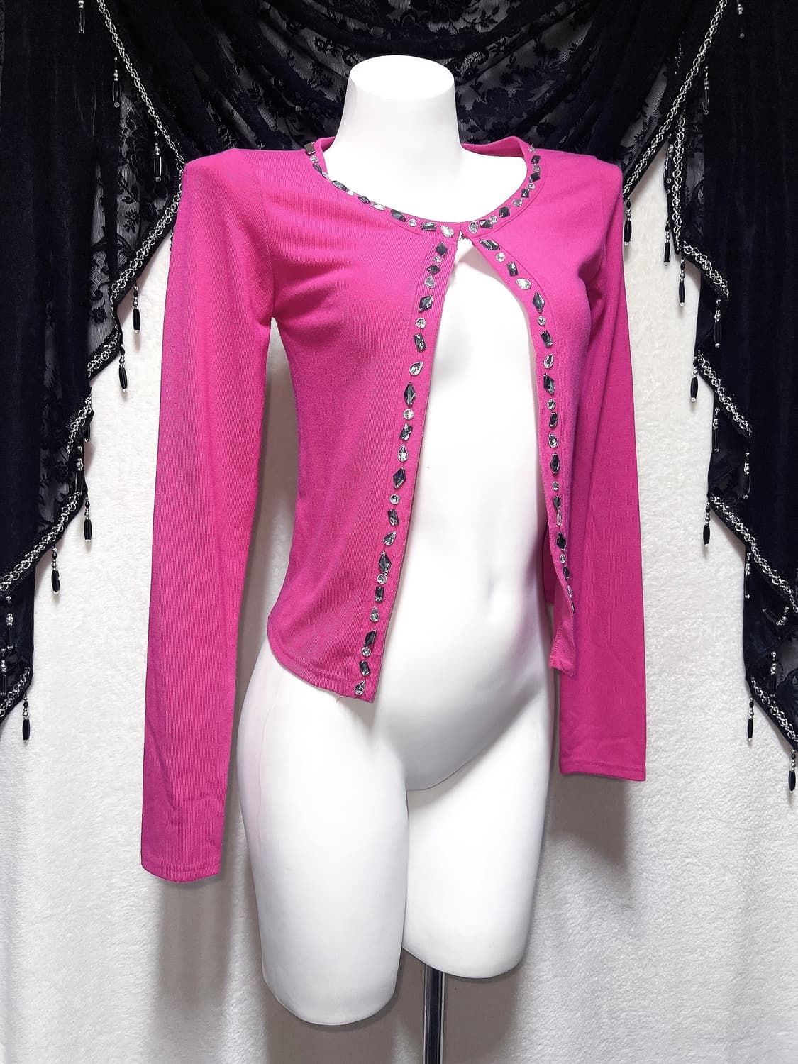 마젠타 핑크 히메갸루 오네 로맨틱 로걀 큐빅 가디건 볼레로 섹시 핀터 상품이미지4