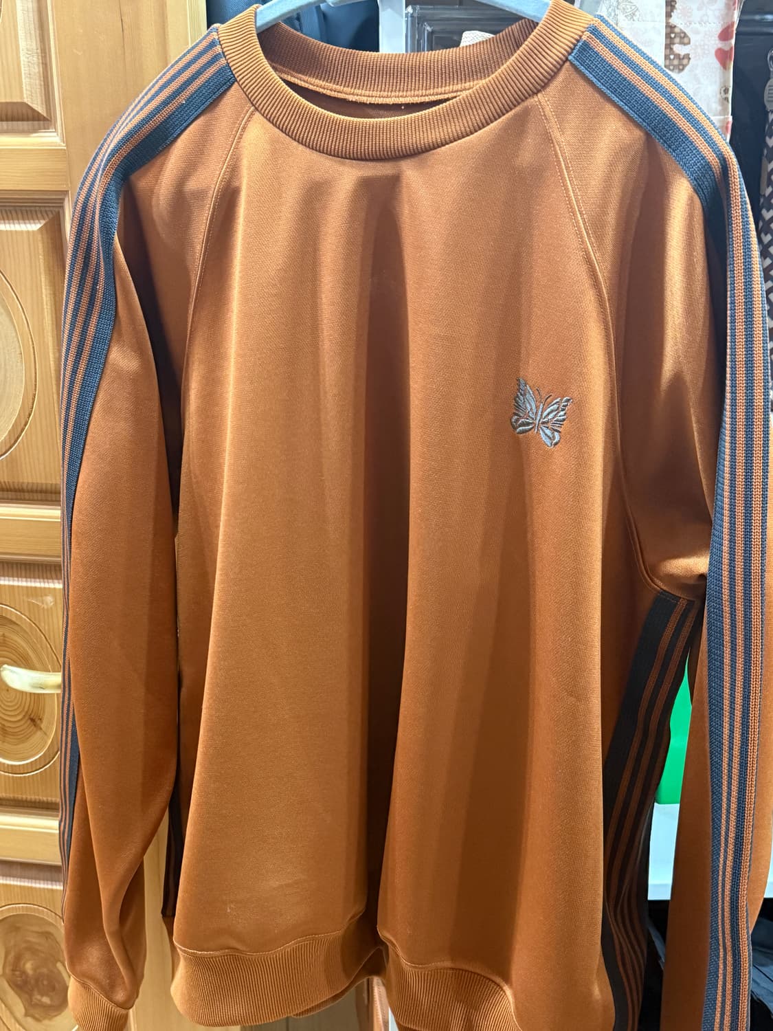 니들스 맨투맨(새상품) 상품이미지1