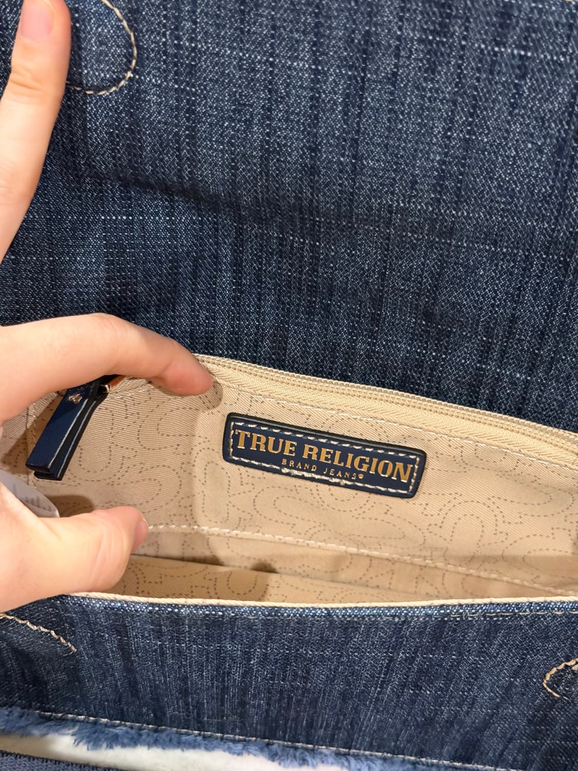 [신상✨프리뷰세일] 트루릴리젼 데님 크로스백 빈티지 y2k  상품이미지4