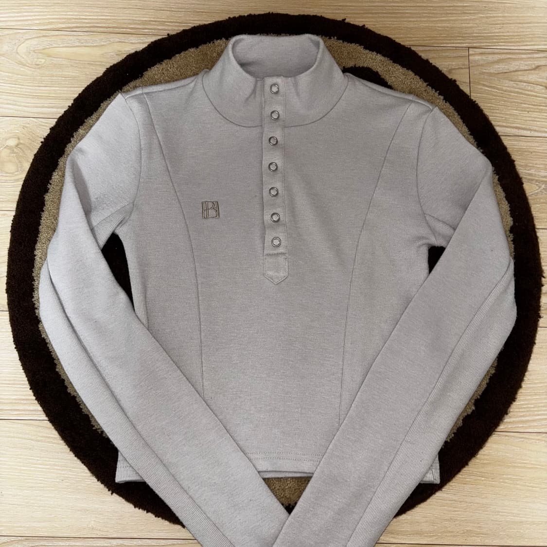 보헤미안서울 하프넥 바이커 긴팔티 상품이미지1