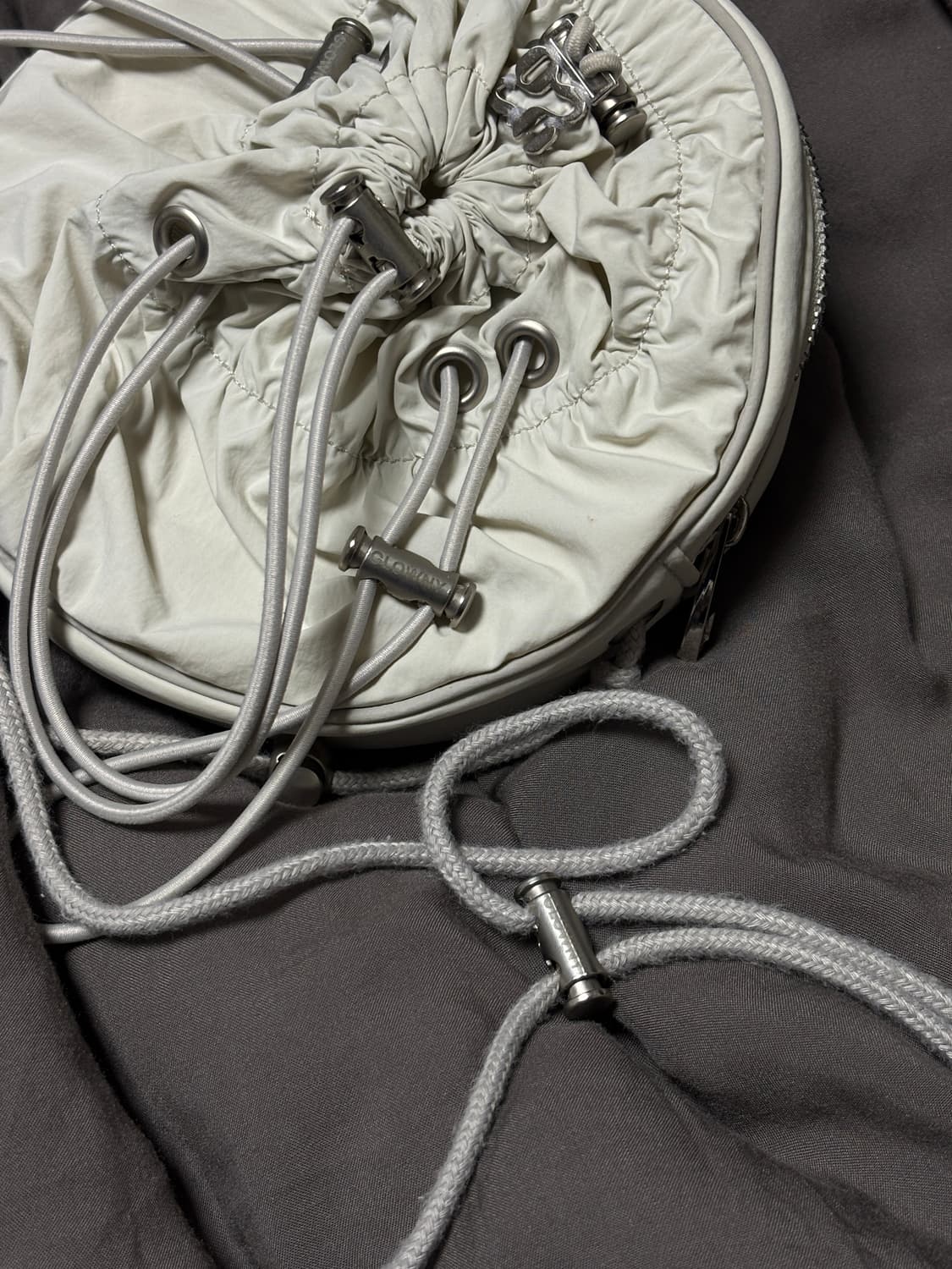 글로니 치카 미니 백 그레이 상품이미지5