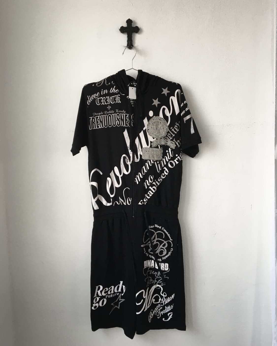 Lettering printing jump suit 상품이미지1