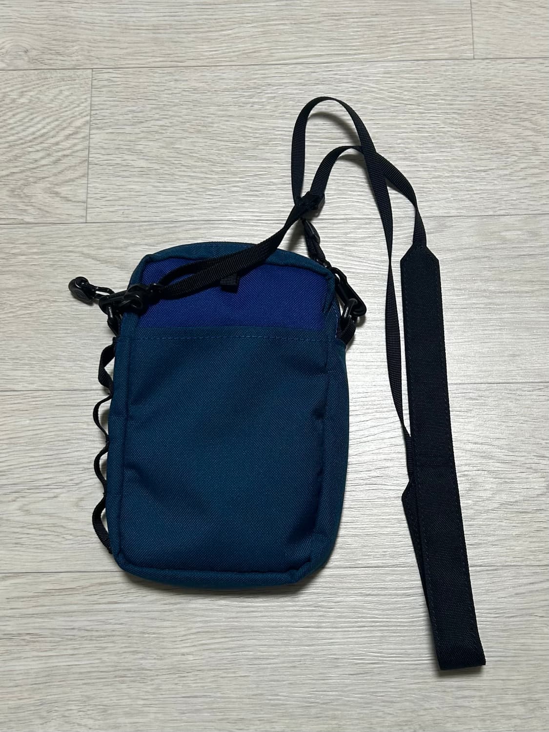 KEEN 킨 크로스 미니 백 상품이미지3