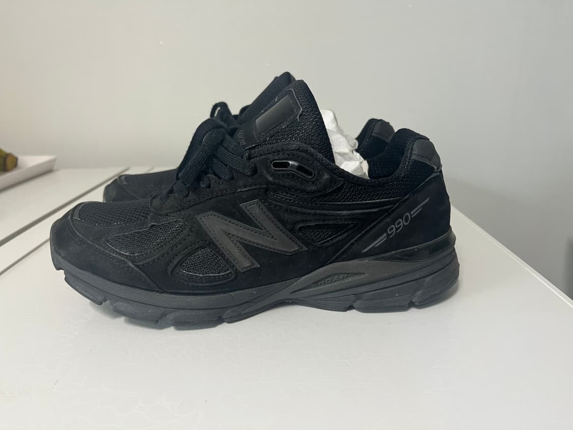 뉴발란스 990v4 트리플블랙 255 상품이미지2