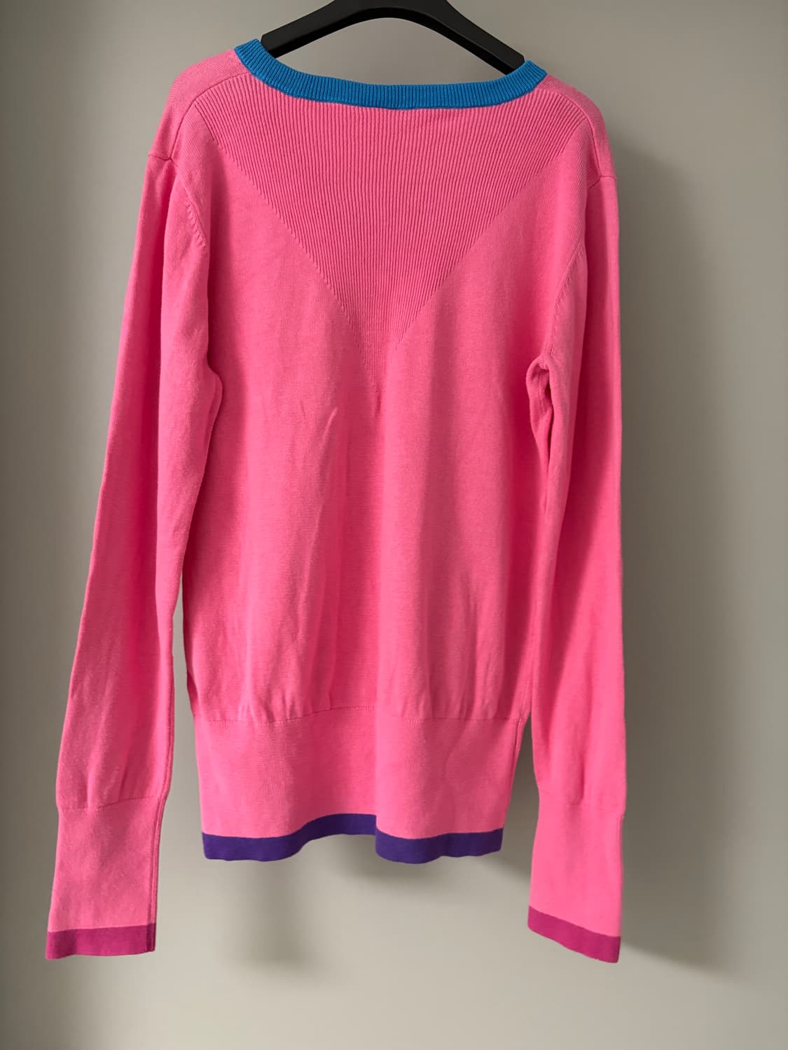 PUMA pink v-neck knit tee 상품이미지2