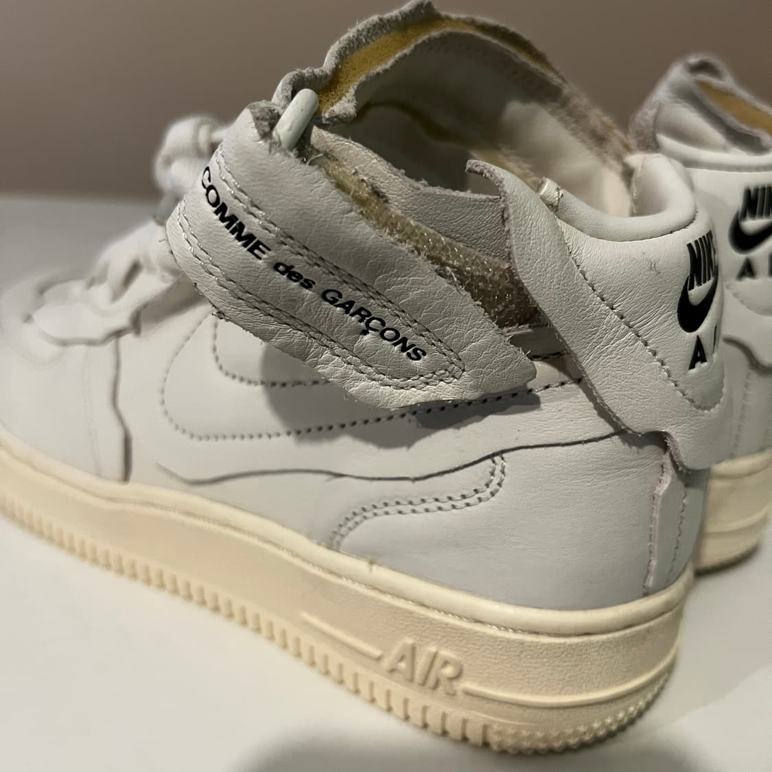 나이키 x 꼼데가르송 옴므 플러스 에어포스 미드 화이트  상품이미지3