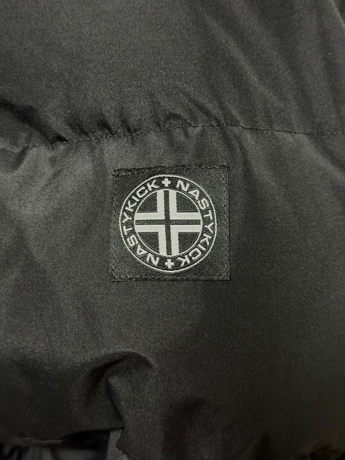 네스티킥 2way 리버시블 패딩 상품이미지3