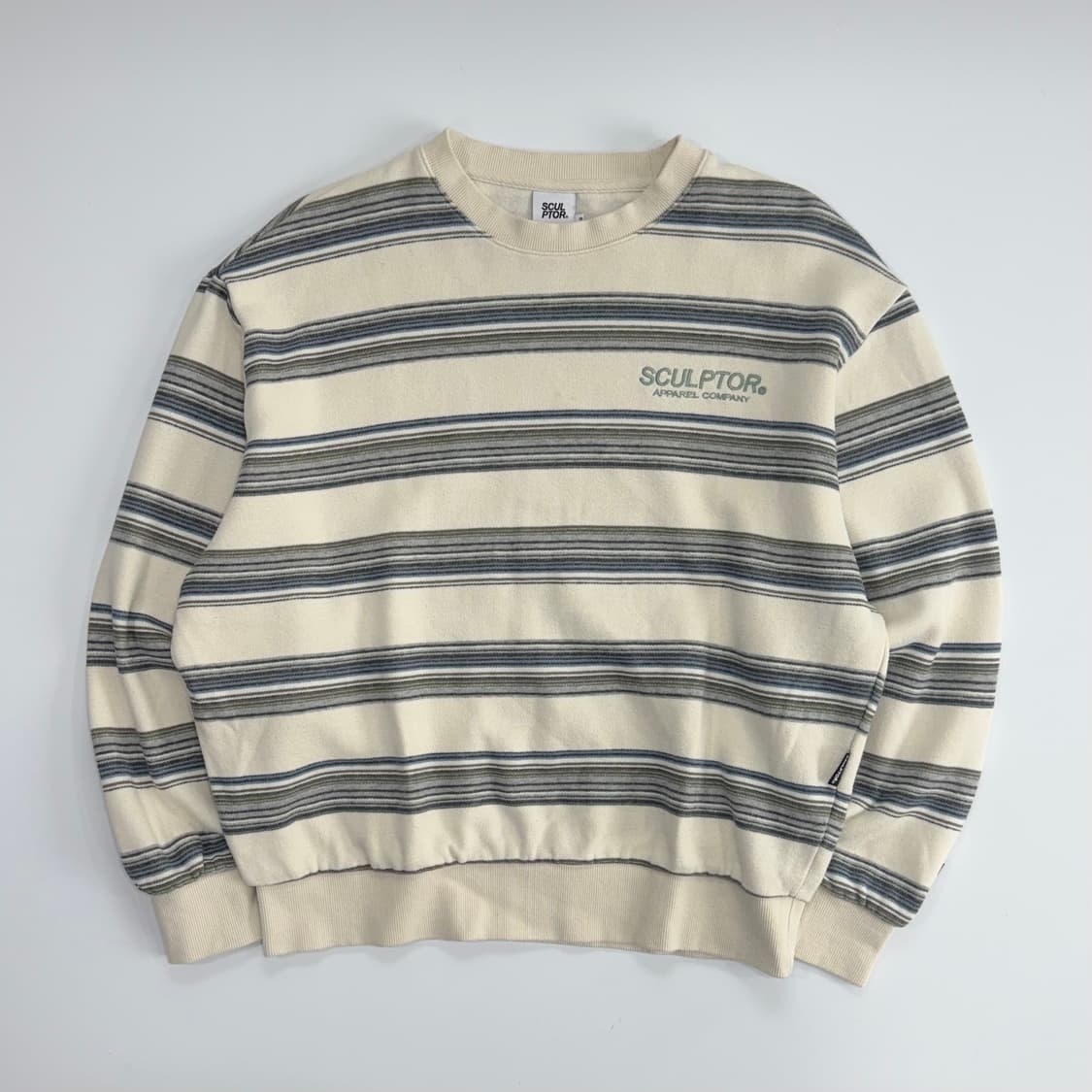 Sculptor 스컬프터 스트라이프 맨투맨 상품이미지3