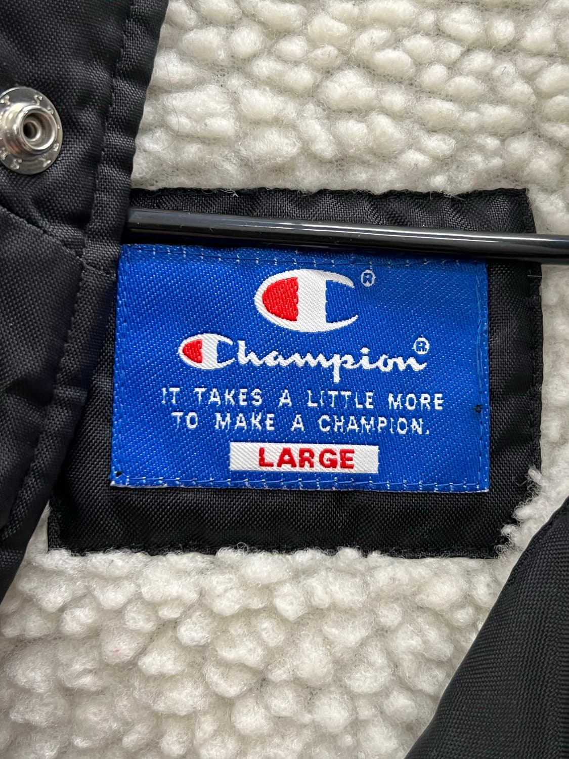 챔피온 올드스쿨 백로고 양털 벤치코트 돕바 블랙 상품이미지5