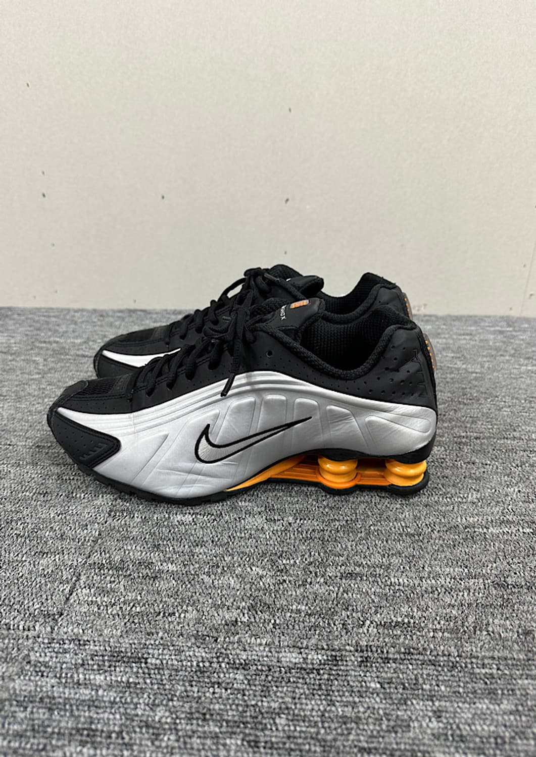 나이키 삭스 r4 255 상품이미지1