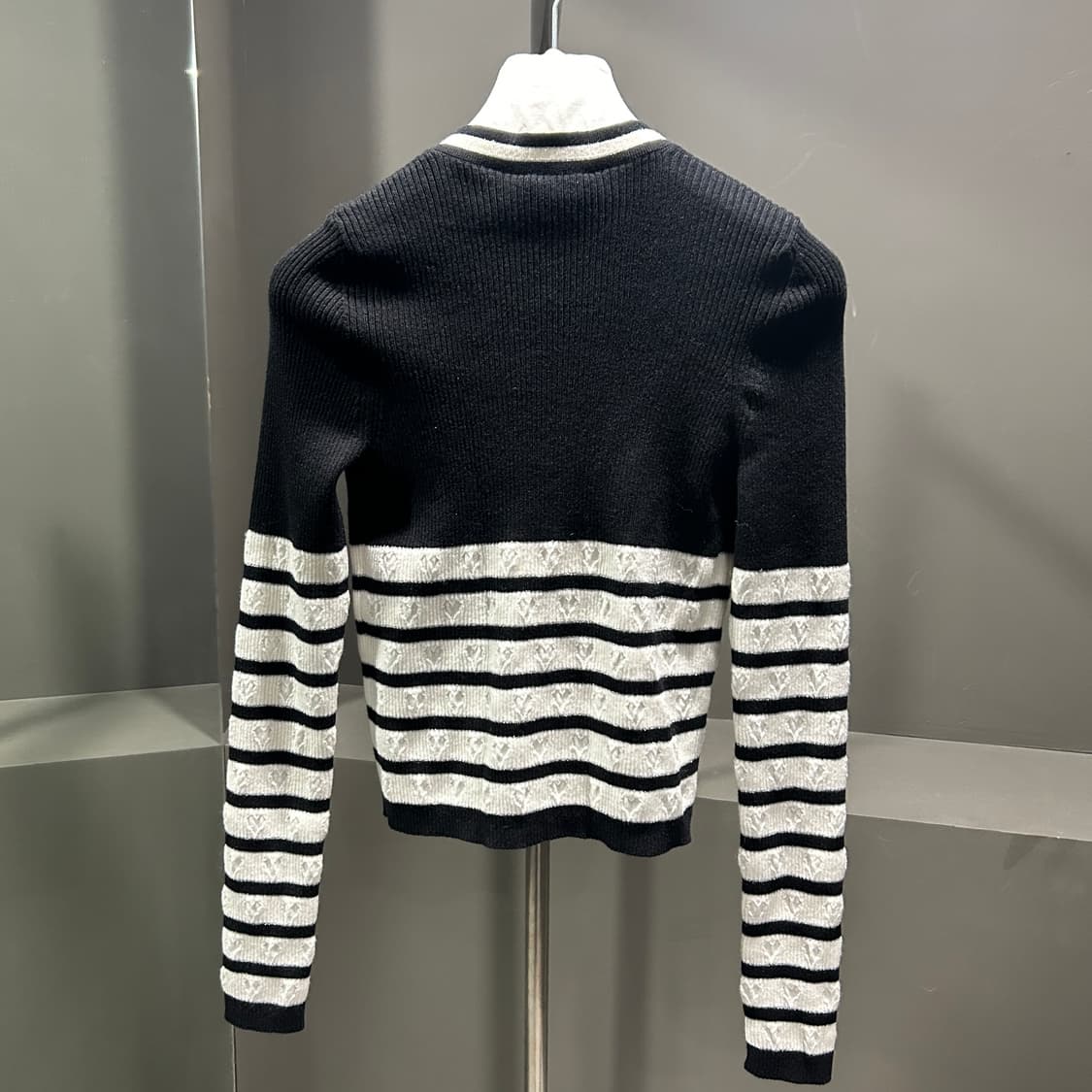 샤넬 CC로고 스트라이프 캐시미어 가디건 상품이미지5