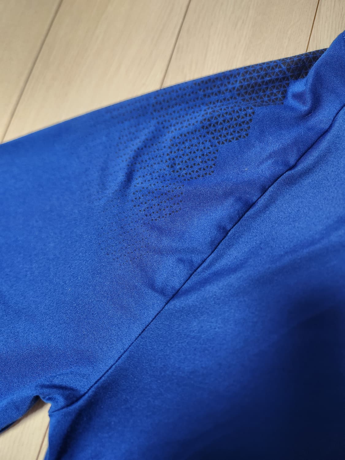 언더아머 UA ArmourPrint 기능성 반팔티 사이즈xl

사용감 거 상품이미지7