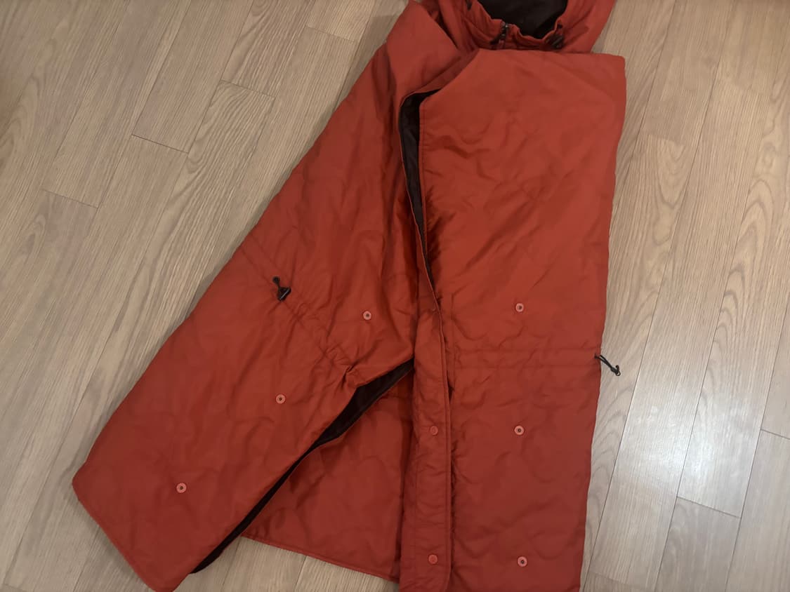 새옷 코오롱 경량패딩 판초 아우터 남여공용 프리 캠핑룩 상품이미지4