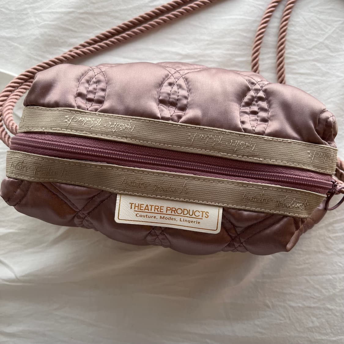 theatre products 시어터 프로덕츠 포셰트 숄더백 상품이미지3