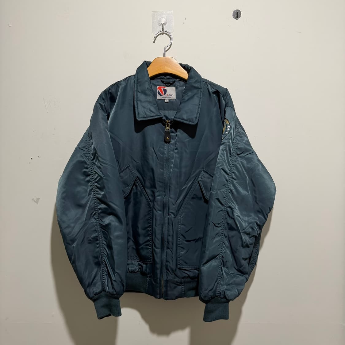 티뷰크 항공점퍼 상품이미지1