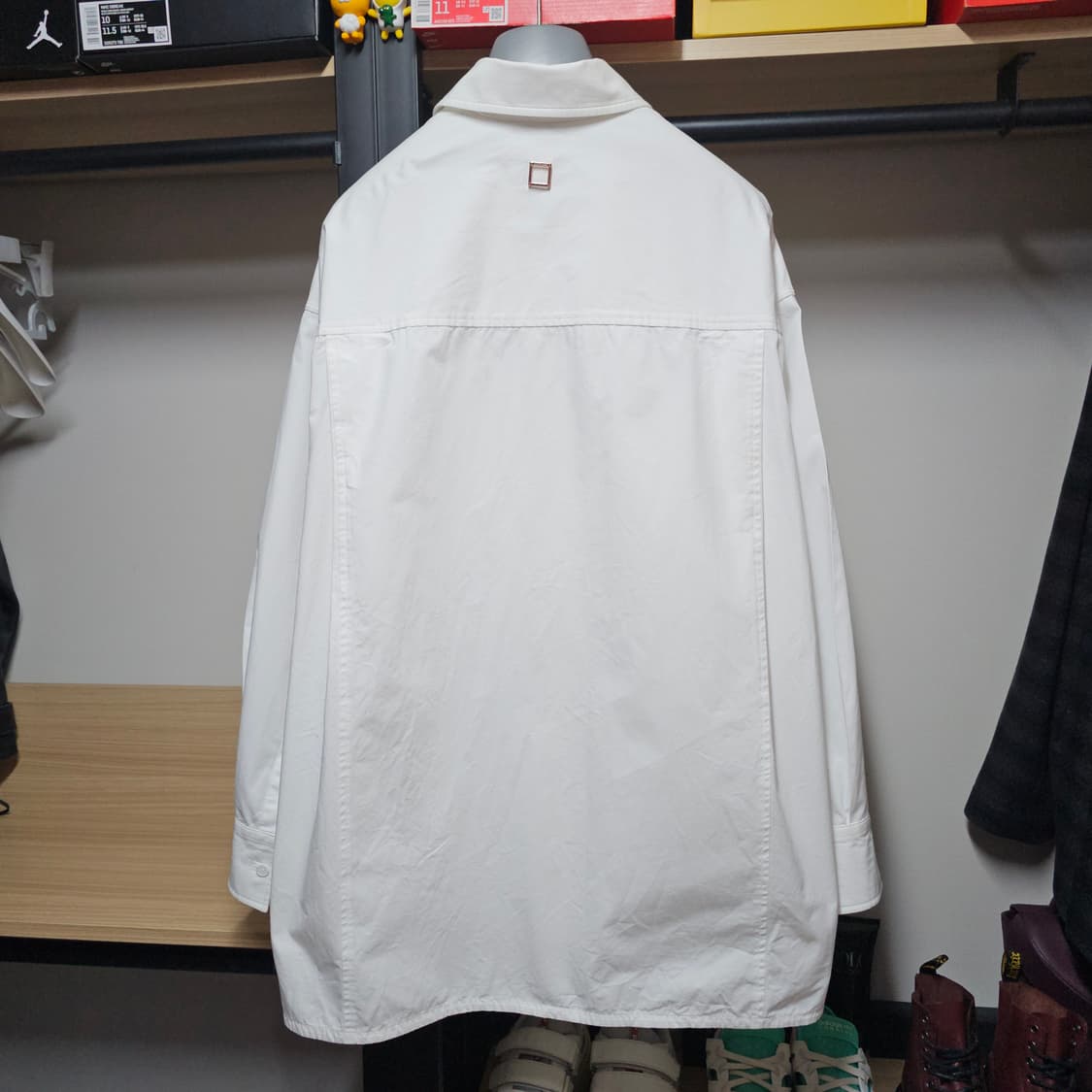 우영미 화이트 세련된디자인 남성 오버사이즈셔츠 100 상품이미지2