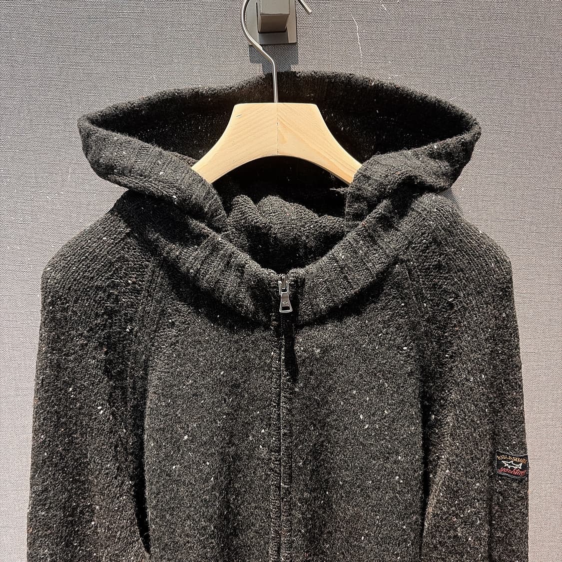 (정품/새상품) 폴앤샤크 남성 다크그레이 집업 후드 니트 상품이미지2