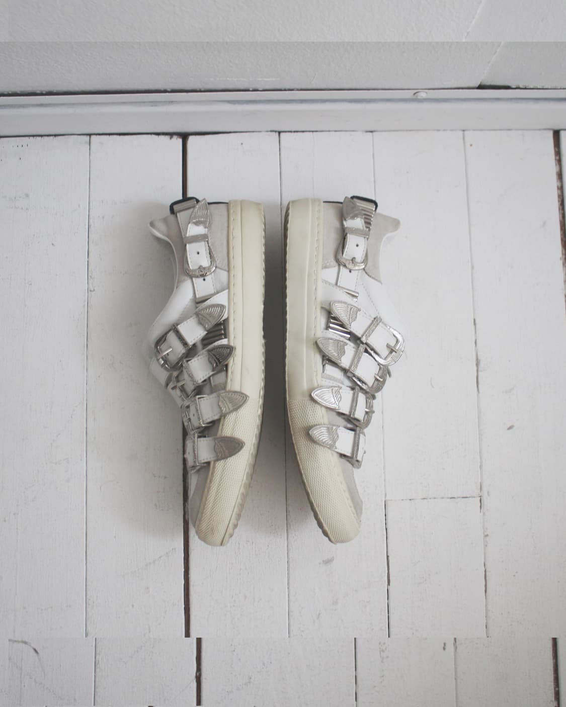 toga western buckle leather sneakers 상품이미지2