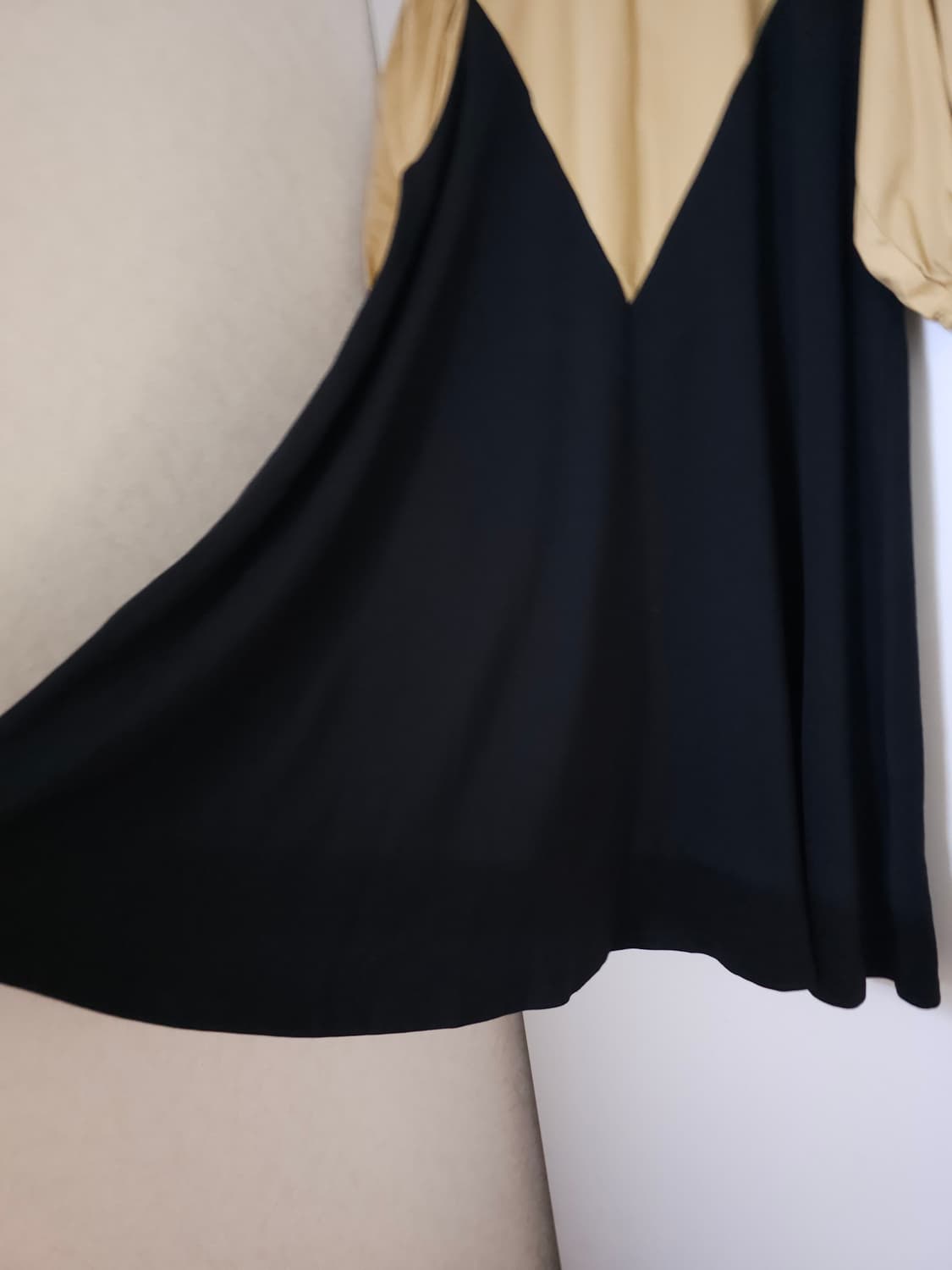 새상품)자라 ZARA 블랙/베이지 벌룬 원피스 상품이미지3