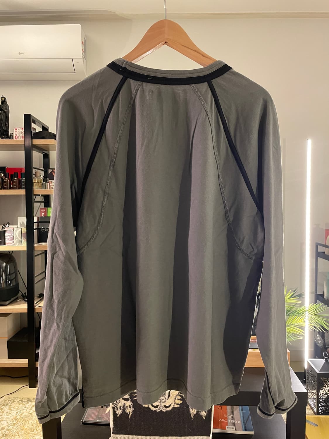 키코 코스타디노브 KK.02 롱 슬리브 상품이미지3