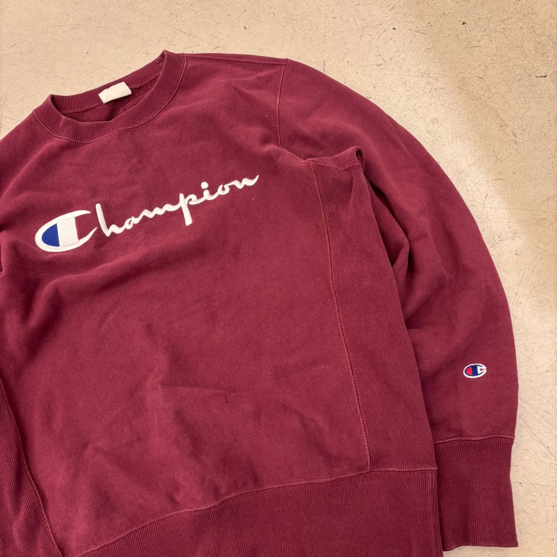 챔피온 리버스위브 레드탭 버건디 맨투맨 상품이미지2