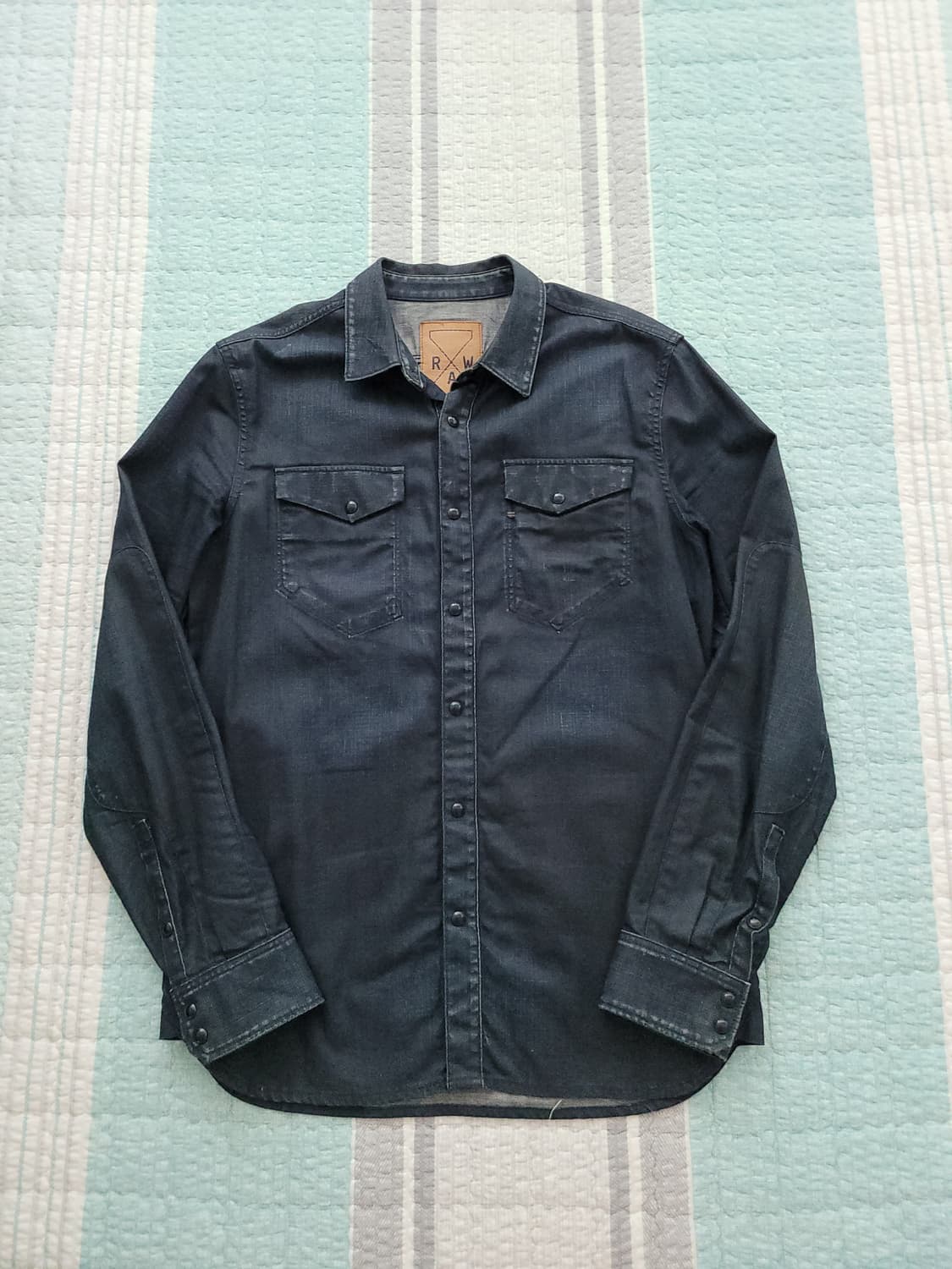 지스타로우 G star raw essential 에센셜 블랙코팅 데님셔츠 상품이미지1
