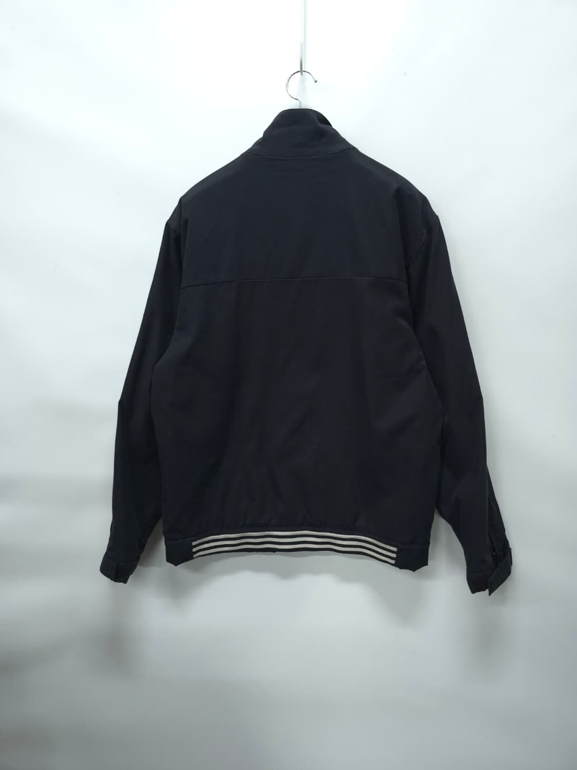 아디다스 3선 스트라이프 블랙 하이넥 봄가을 자켓(95~100) 상품이미지4