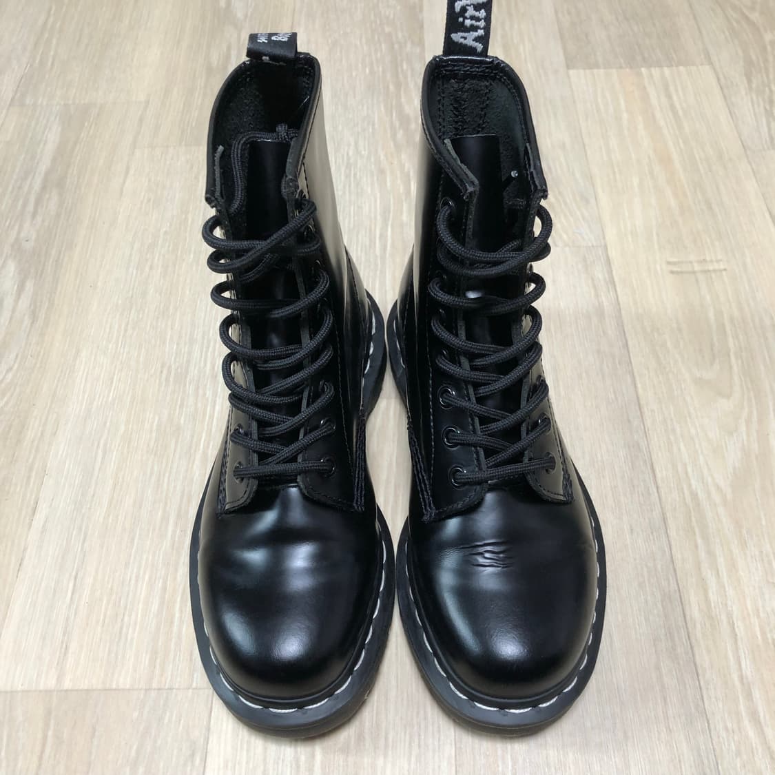(230) 닥터마틴 Dr.martens 1460 화이트 스티치 8홀 부츠 상품이미지10