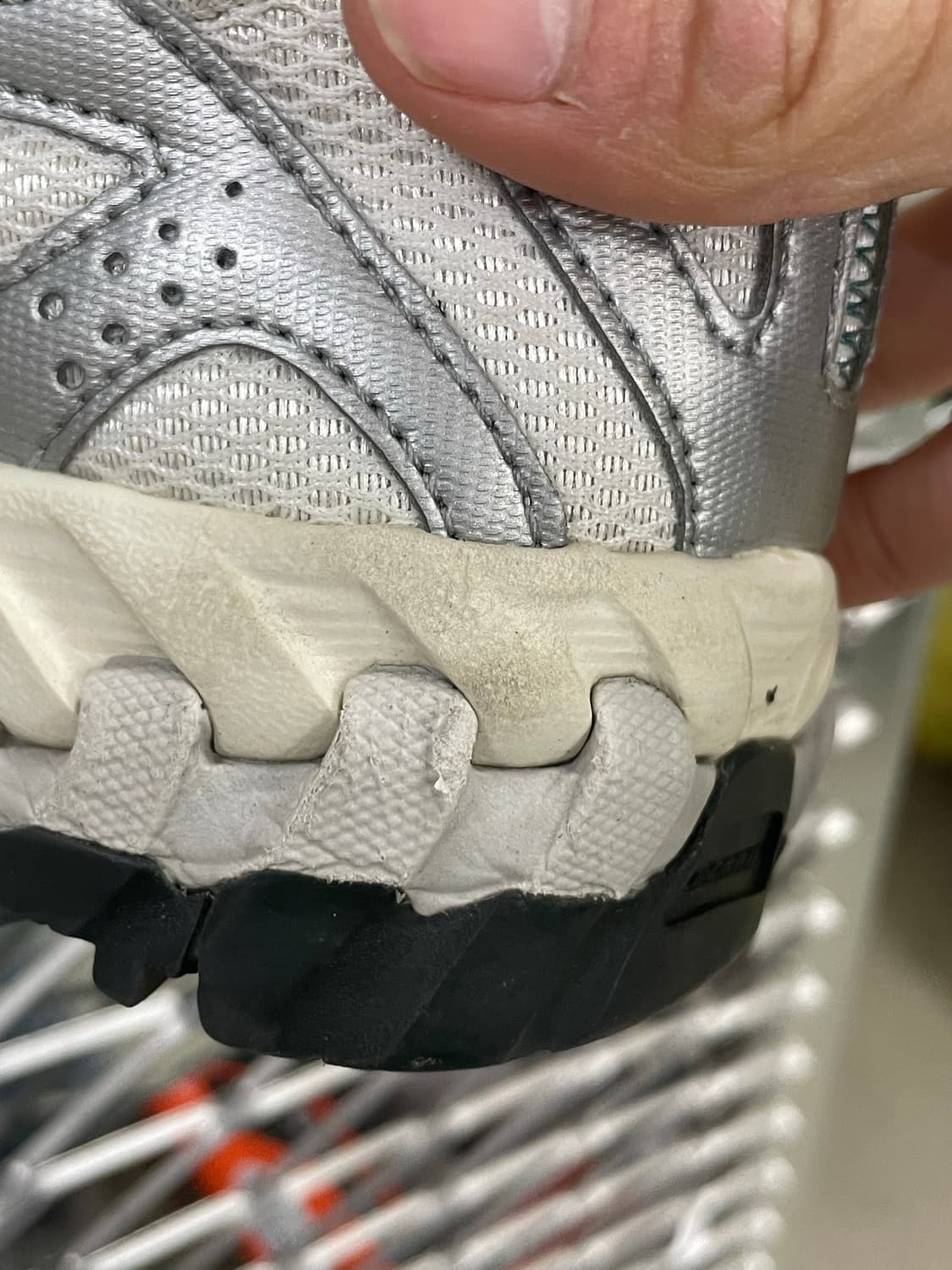 뉴발란스 610 메탈릭 실버 250 상품이미지10