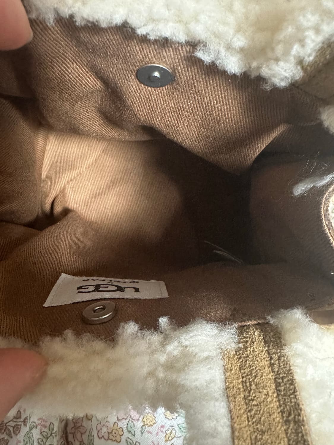 텔파 어그 스몰 크로스백 체스트넛 상품이미지4