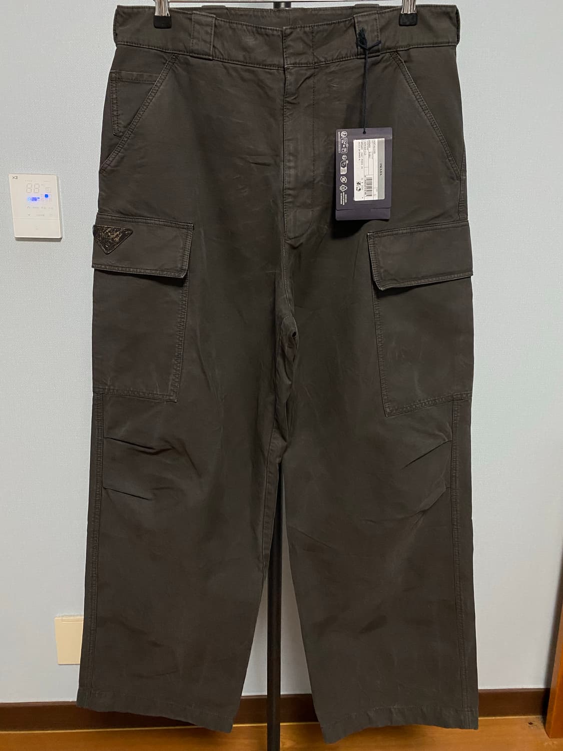 [L] 프라다 코튼 카고 팬츠 상품이미지1