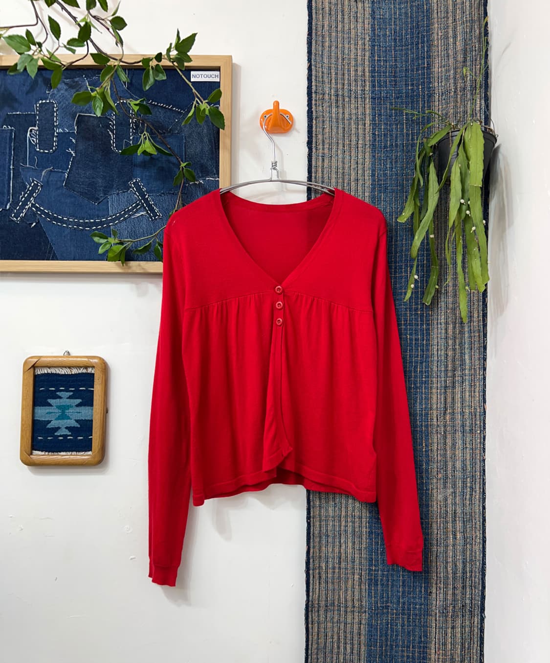 👧🏻‘U.  Red V-Neck   상품이미지1