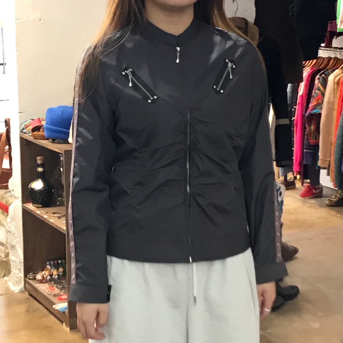 VTG 빈티지 브라운 지퍼 펀칭 디테일 셔링 자켓 여성 55 사이즈  상품이미지5