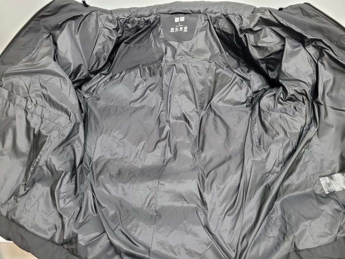 유니클로 심리스 다운 파카 패딩 / 남 XL 블랙
 상품이미지7