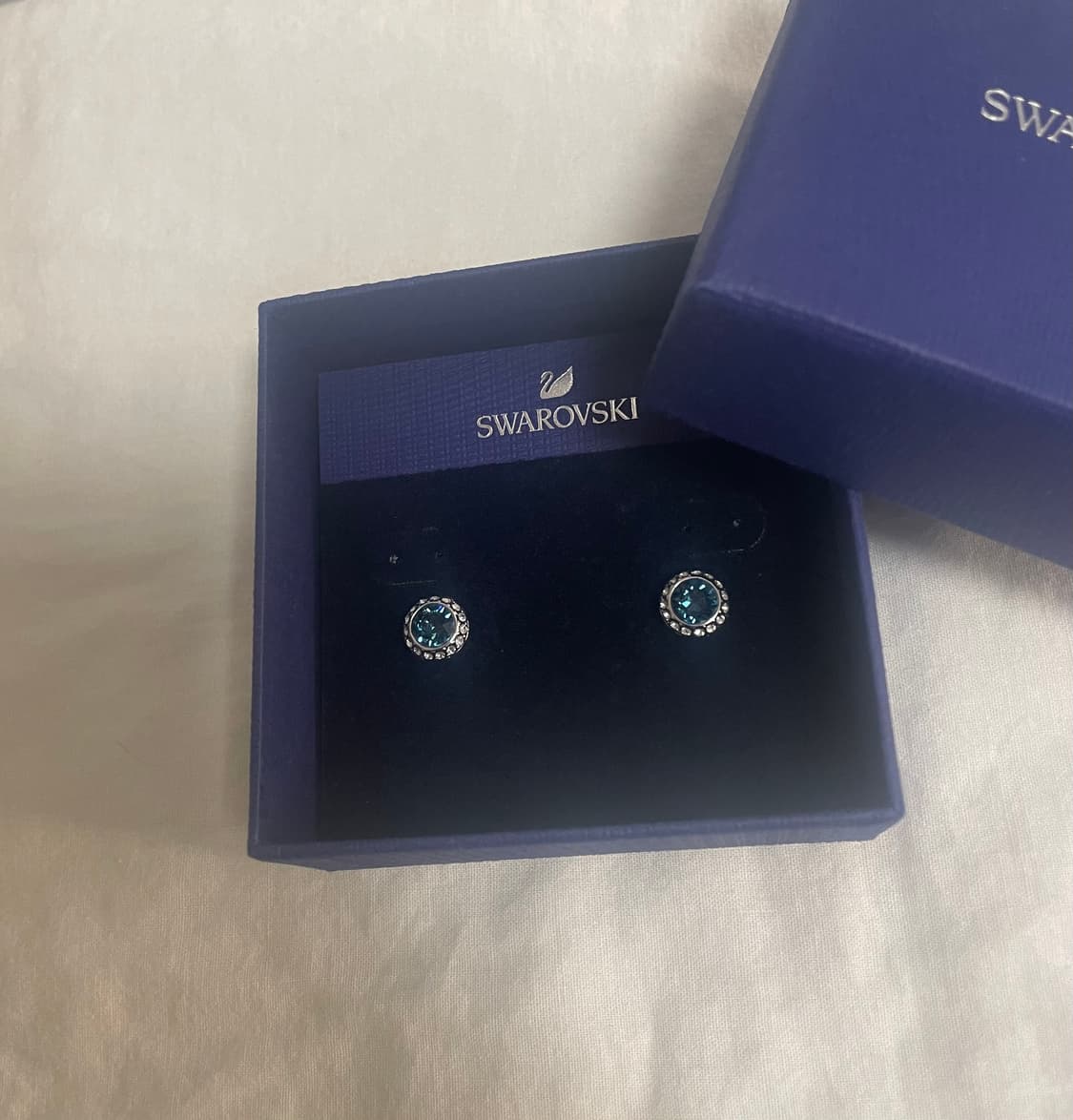 스와로브스키 정품 엔젤릭 크리스탈 스터드 이어링 귀걸이angelic 상품이미지8