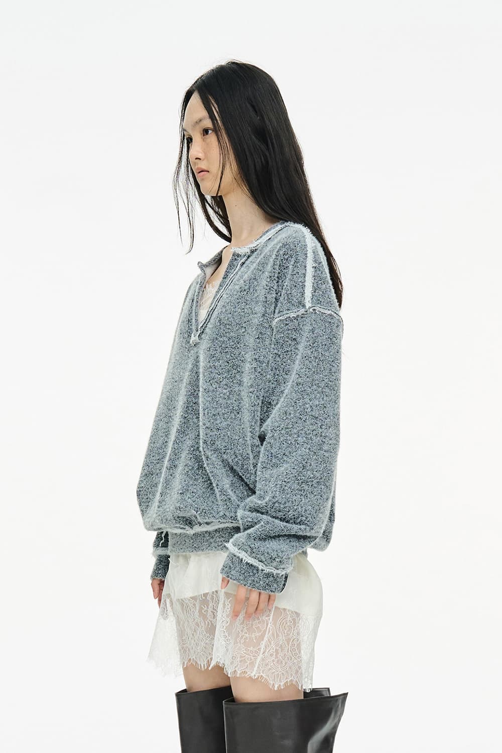 세릭 Furry V-Neck Sweatshirt cos 상품이미지7