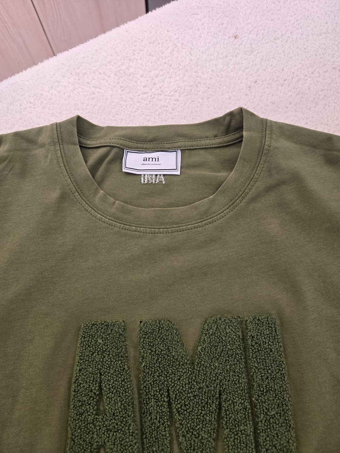 아미 AMI 카키 잔디밭 로고 반팔 티셔츠 2XL 상품이미지6