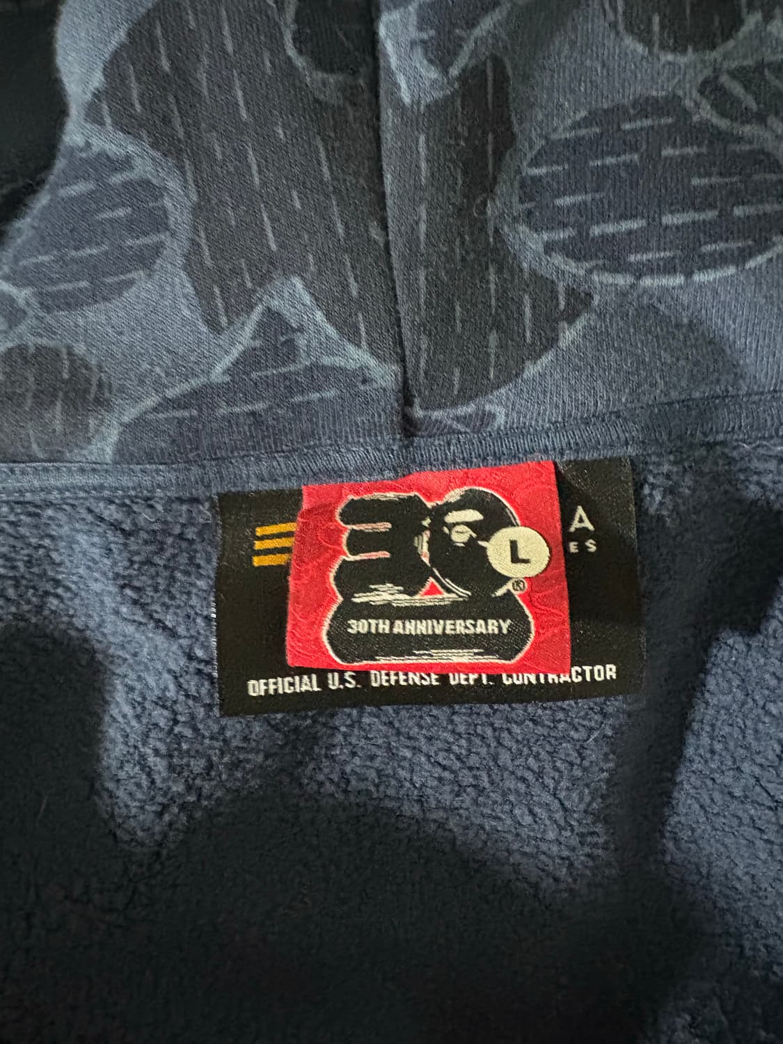 베이프 x 알파 인더스트리 샤크 풀 집 후드 네이비 판매합니다 상품이미지8