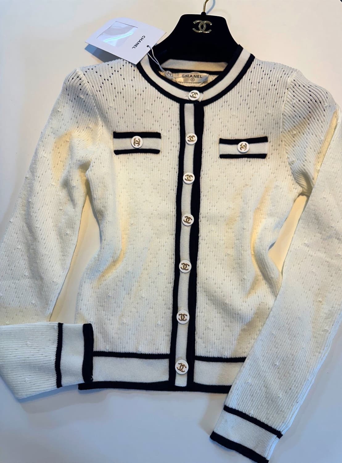 (새상품)샤넬가디건 상품이미지1