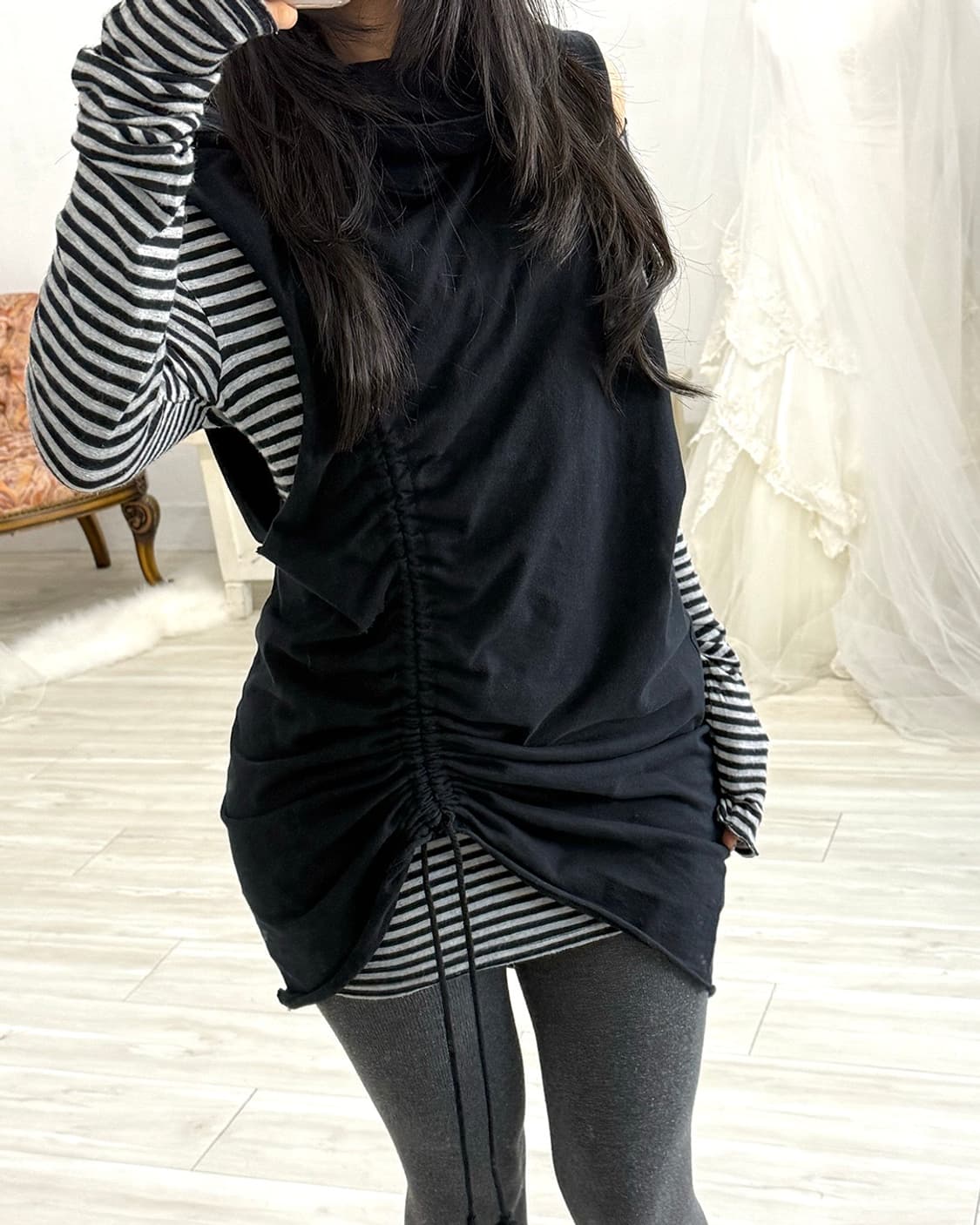 Black feminine shirring point sleeveless 상품이미지5