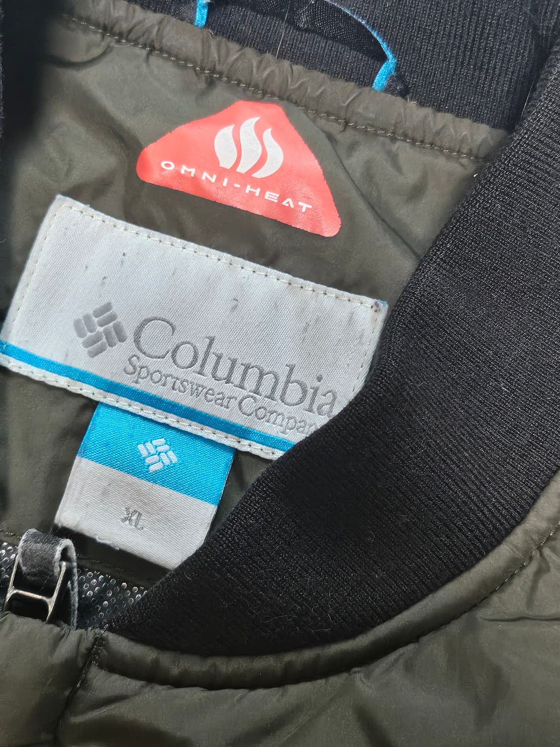 콜롬비아 컬럼비아 경량 패딩 XL 상품이미지4