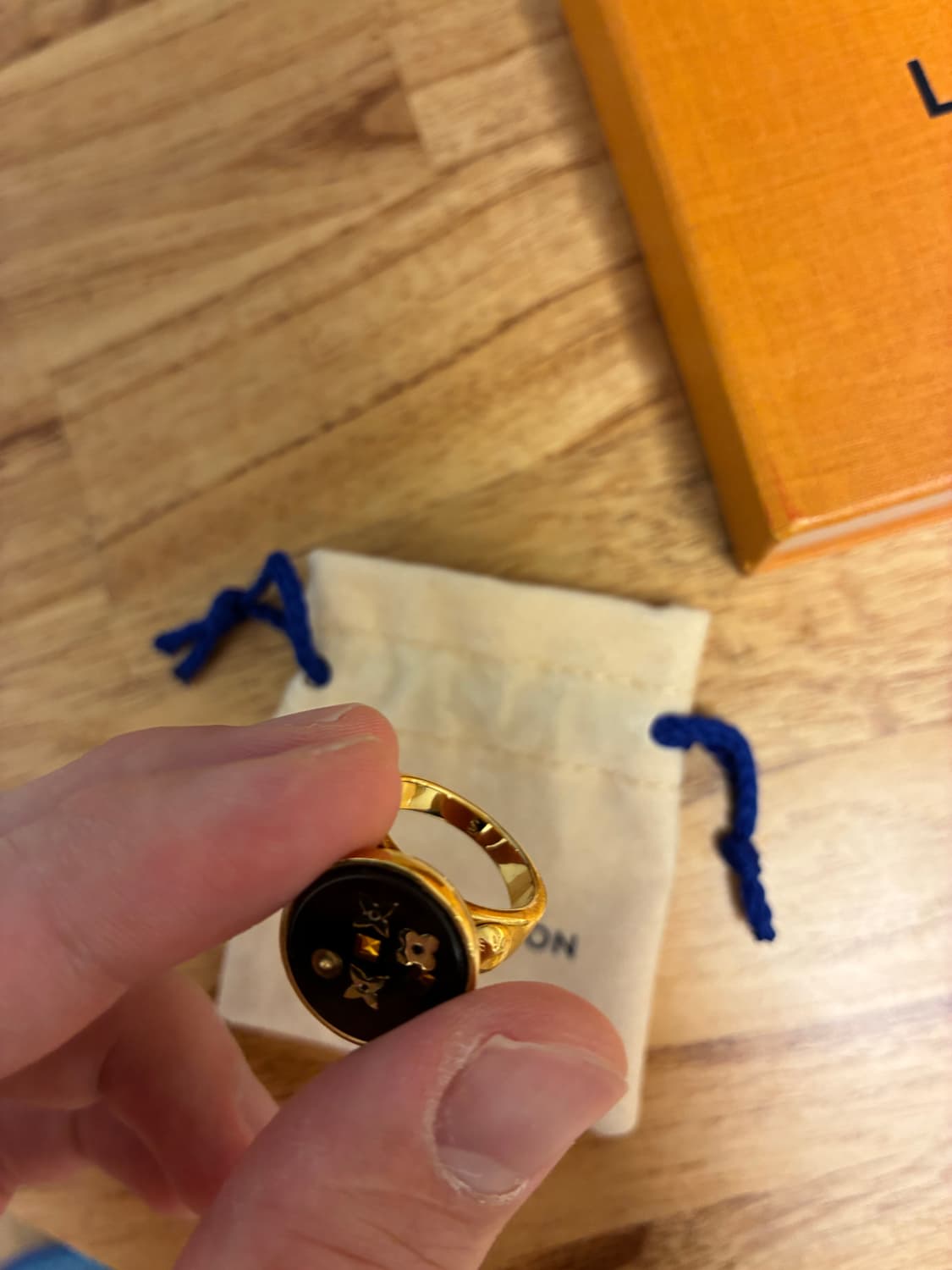 루이비통 반지 상품이미지5