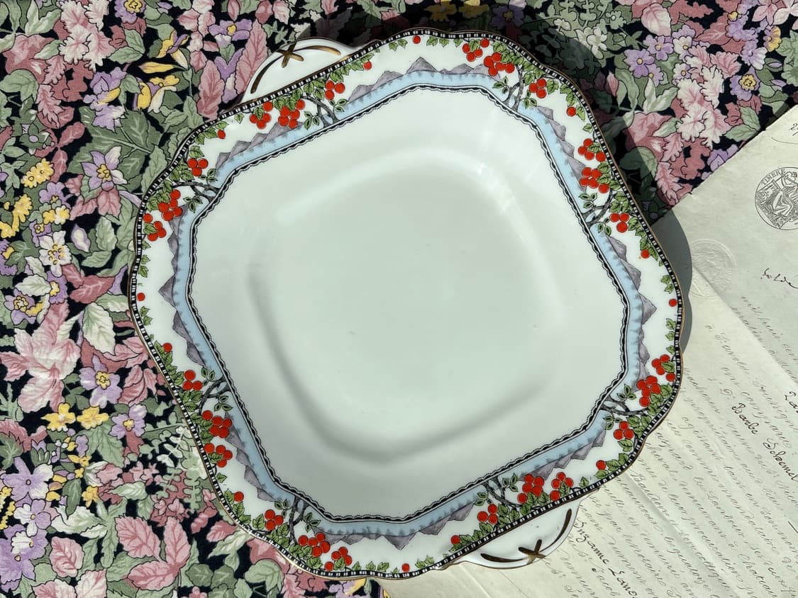 영국 올드 앤슬리 핸드페인티드 귀달이 케이크접시 상품이미지1