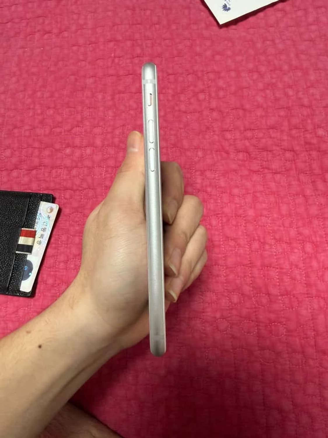 아이폰8 실버 256GB 상품이미지4